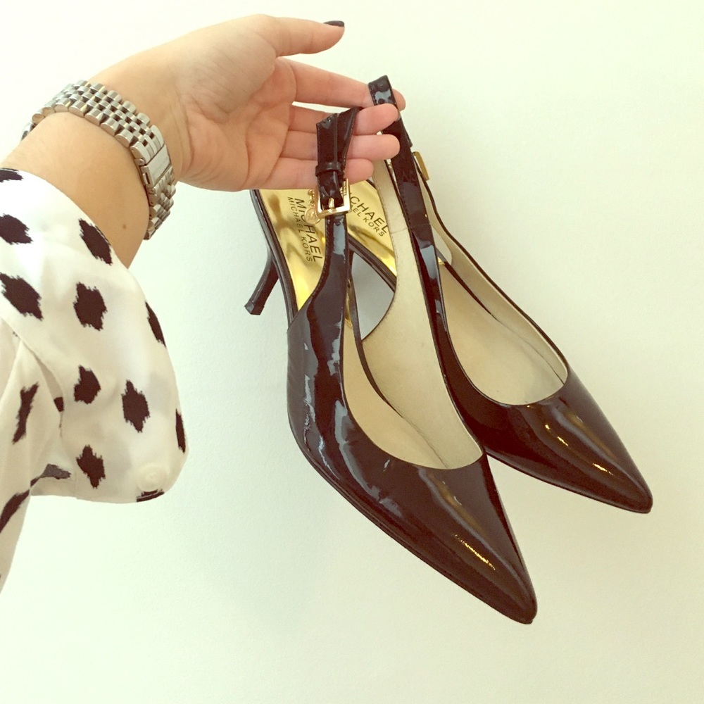 Michael Kors, Black pointed toed shoes